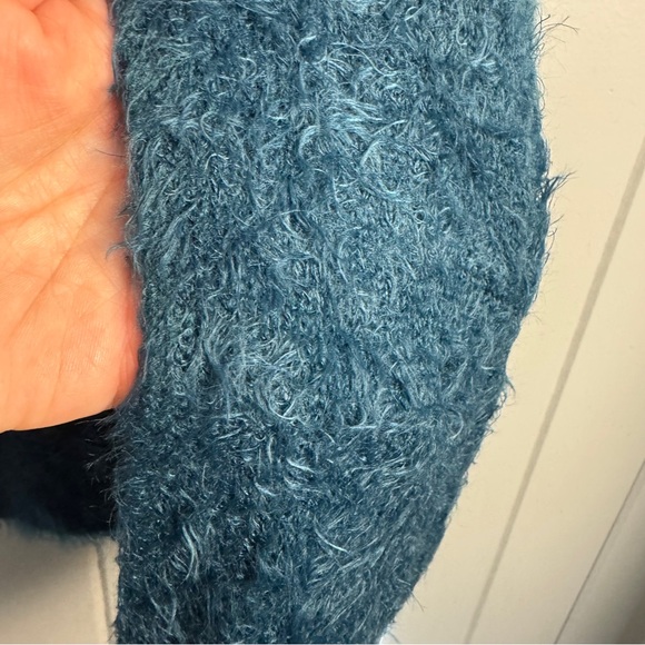 Chelsea & Theodore Blue Spruce Teal Fur Eyelash Open Front Cardigan Pockets. XXL - Picture 10 of 12